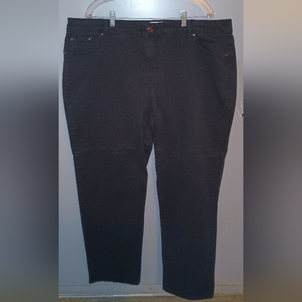 Woman Pants. Black. Classic Fit. Just My Size By Hanes Brand. Size 24W